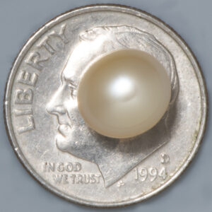 3.42ct Pearl - South Sea Keshi, Oval Cut